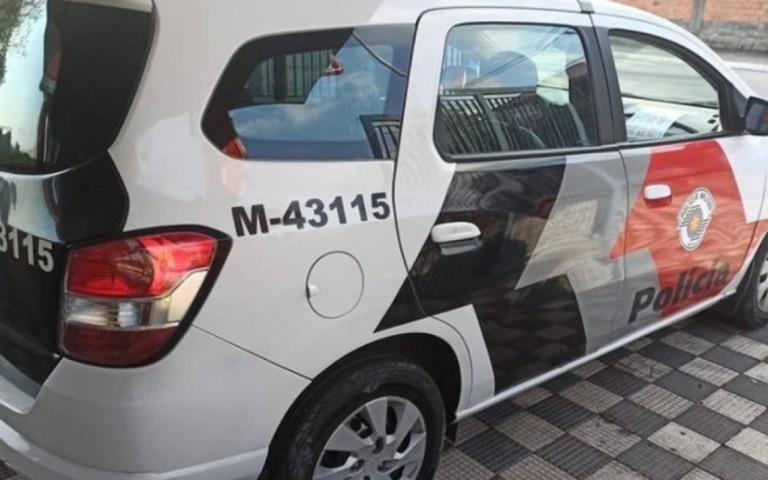 Homem abre botijões de gás para ameaçar a esposa e causa explosão da casa