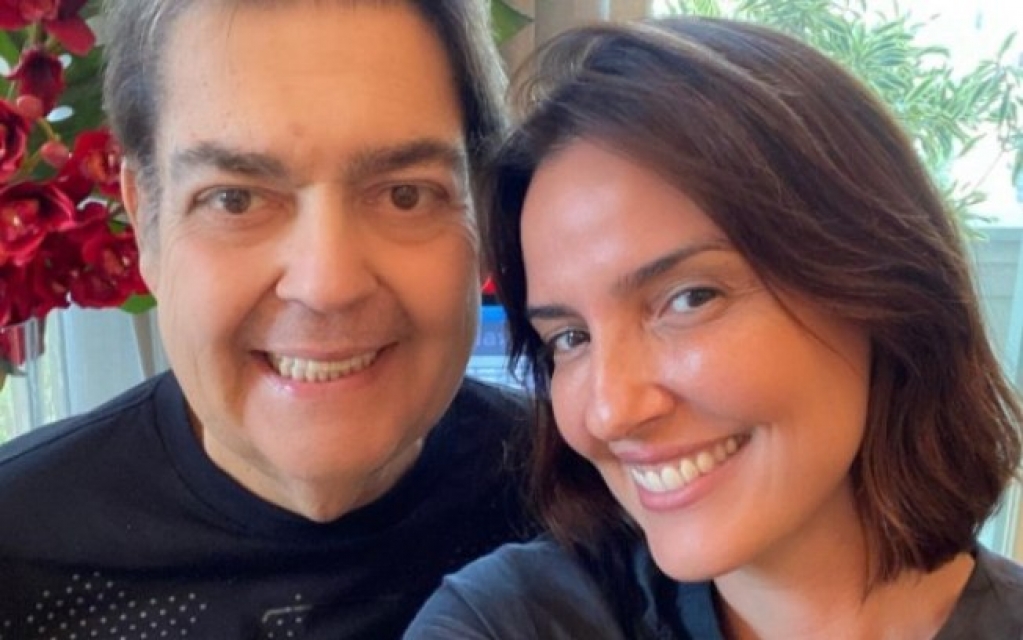 Em casa: foto postada por mulher de Faustão coloca fim a boatos sobre internação Em casa: foto postada por mulher de Faustão coloca fim a boatos sobre internação
