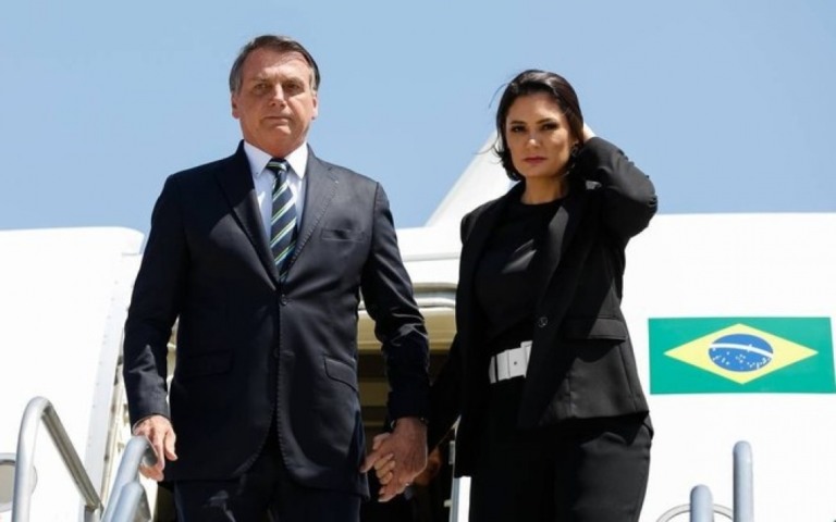 Bolsonaro cancela viagem planejada ao Uruguai devido à pandemia
