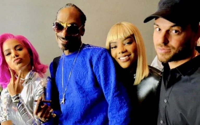 Ludmilla ignorada por Snoop Dogg? Rapper posta foto de hit só com Anitta Ludmilla ignorada por Snoop Dogg? Rapper posta foto de hit só com Anitta