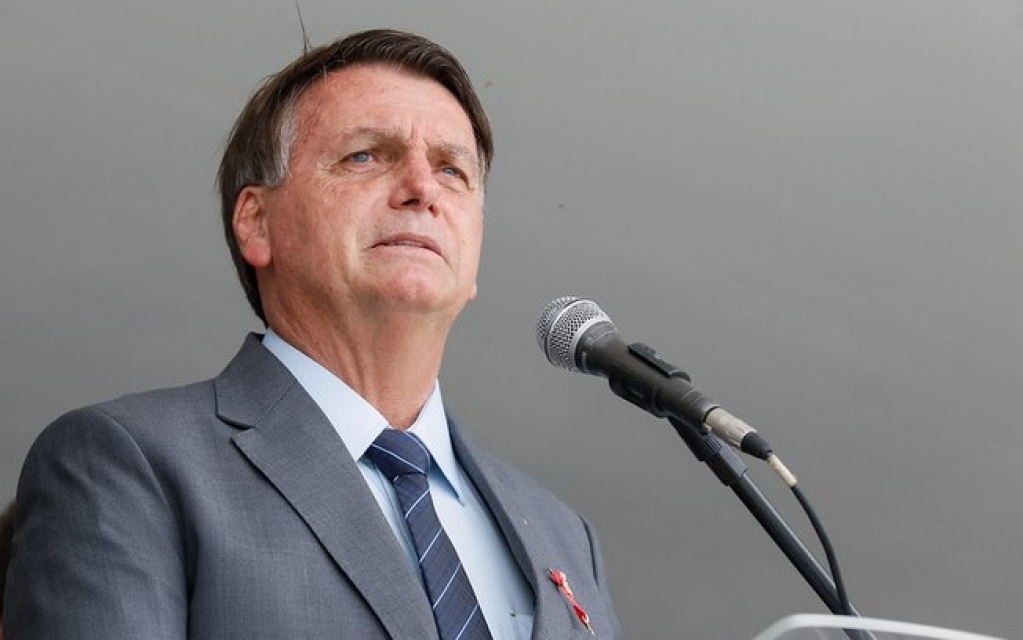 PT aciona Justiça contra Bolsonaro por acusações de fraude ao sistema eleitoral