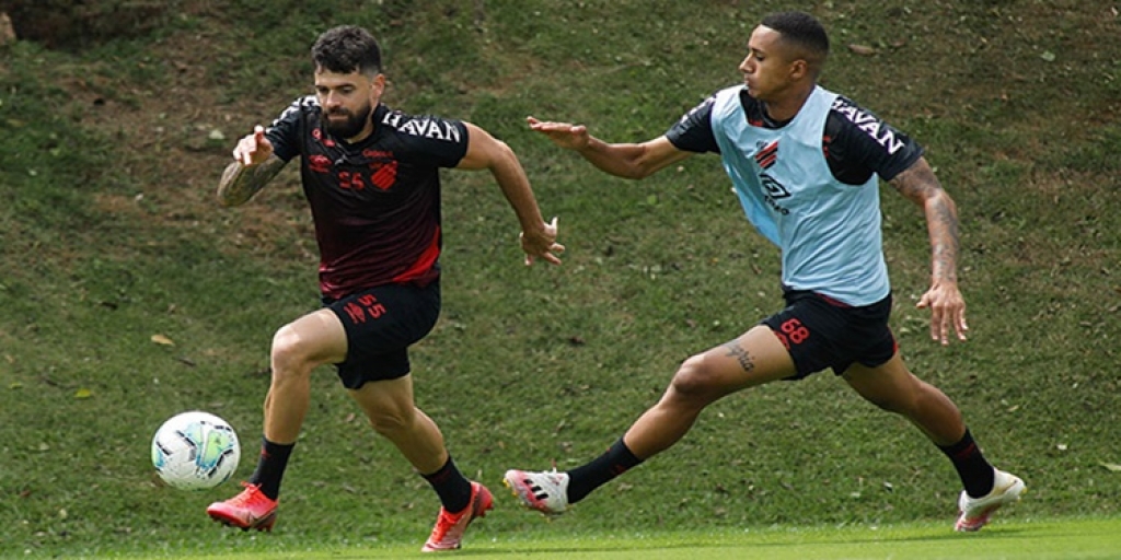 Furacão fez mais um treino na manhã desta quarta-feira