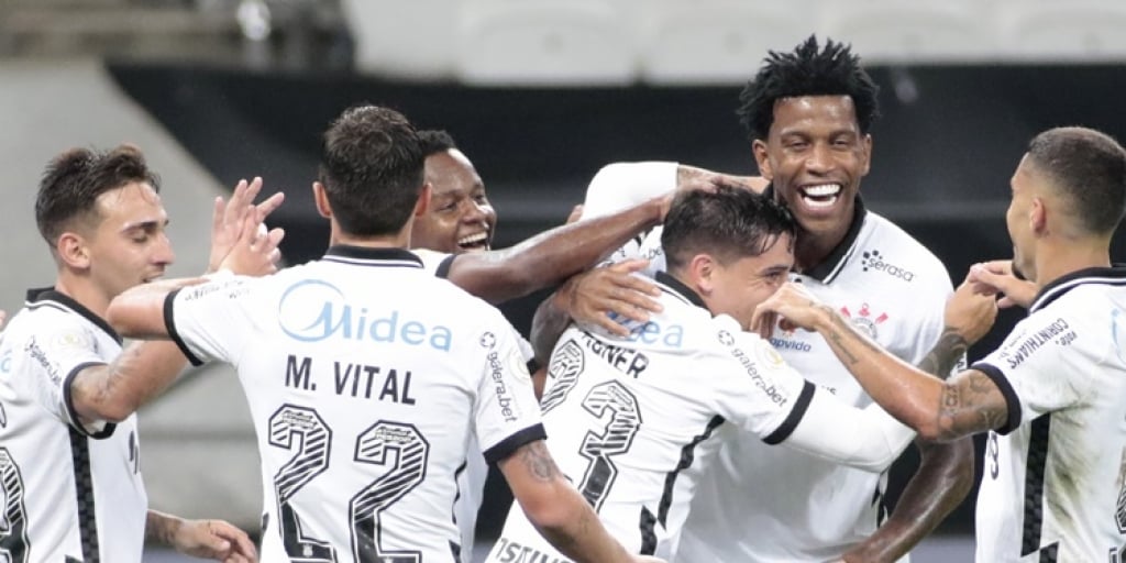 Corinthians inicia 2021 com goleada de 5 a 0 diante do Fluminense