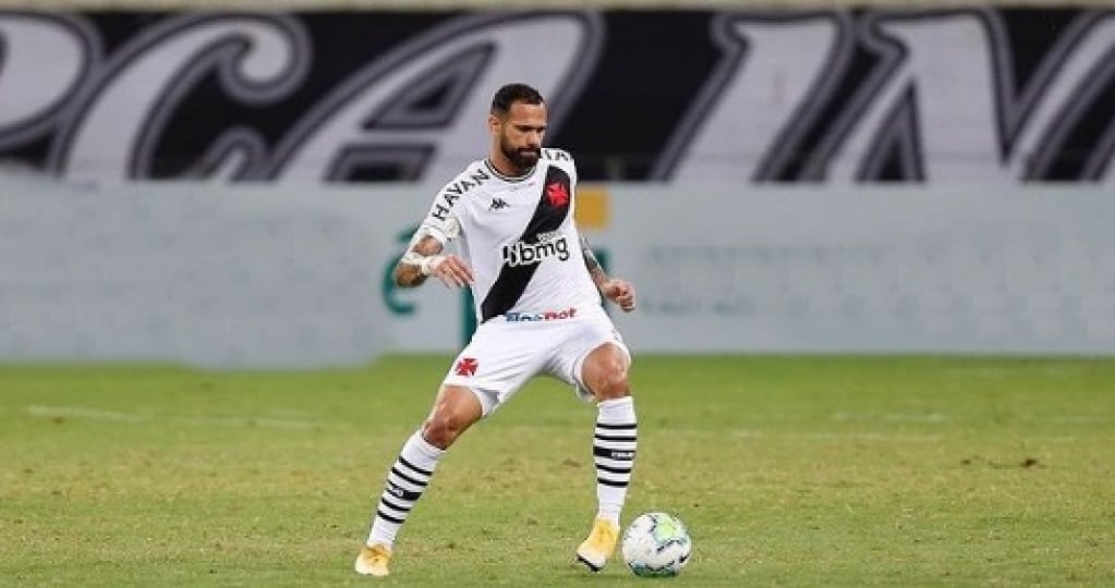 Castan capitão do Vasco fala da chegada de Luxa e revela os objetivos da equipe