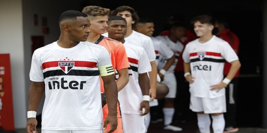 São Paulo | Sub-17 abre semifinais da Copa do Brasil