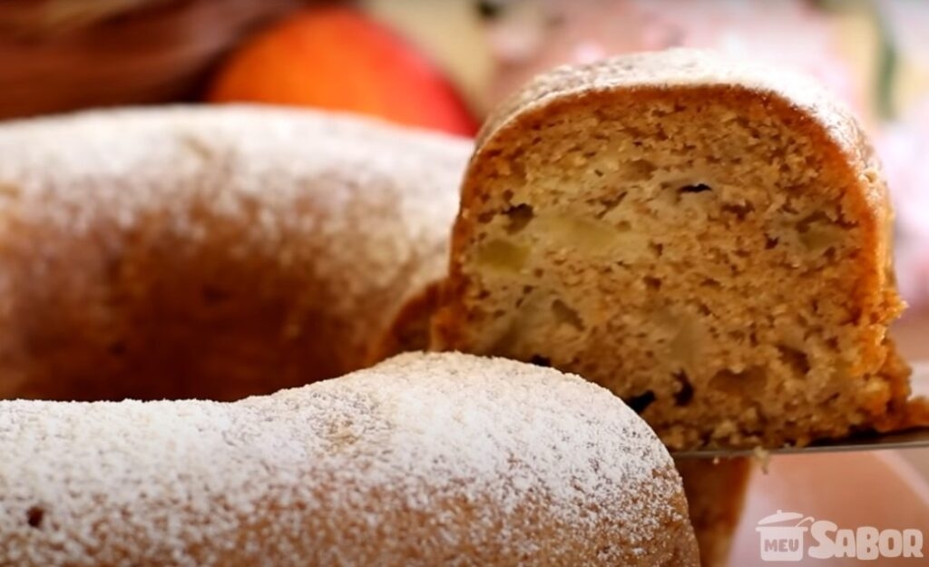 Você já comeu Bolo de Maça? ainda não??? Menina corre aqui que vou te ensinar a fazer essa maravilha