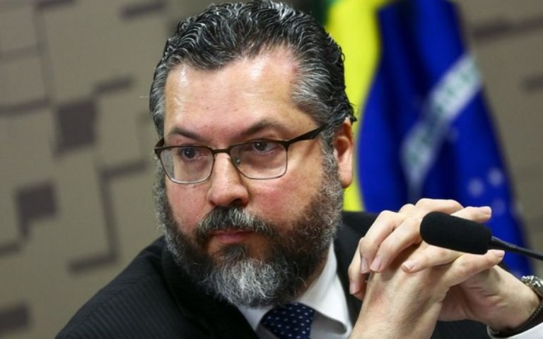 Índia atrasará entrega de vacinas, diz Itamaraty