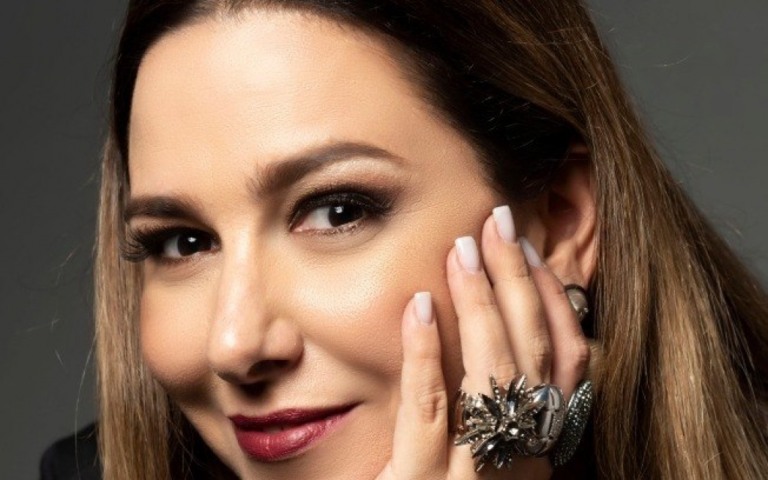 Ex-"Zorra", atriz Renata Castro Barbosa fala com exclusividade ao iG Gente