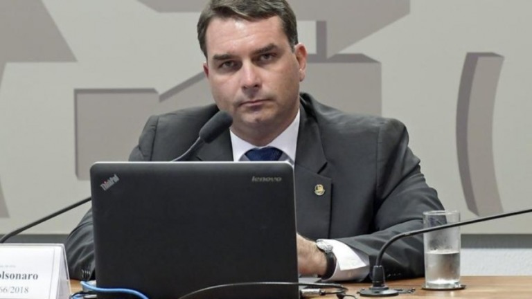 Procurador que denunciou Flávio Bolsonaro por rachadinha vai se aposentar