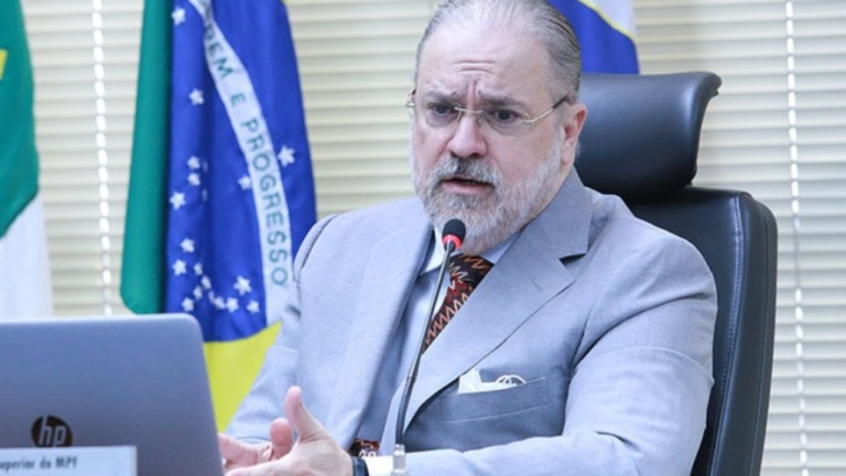Aras pede inquérito sobre possível omissão dos governos do Amazonas e Manaus