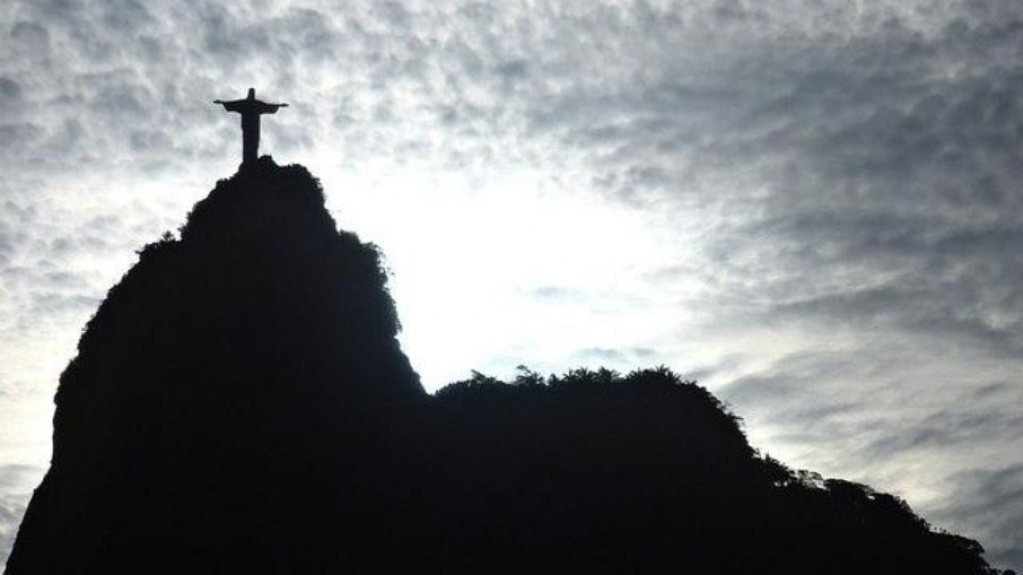 Rio de Janeiro vai começar vacinação no Cristo Redentor