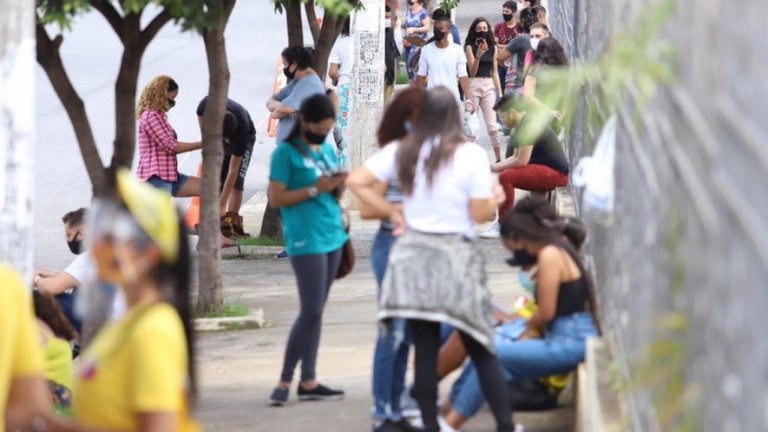 Comissão da Câmara cobra Inep para reaplicar Enem a estudantes impedidos