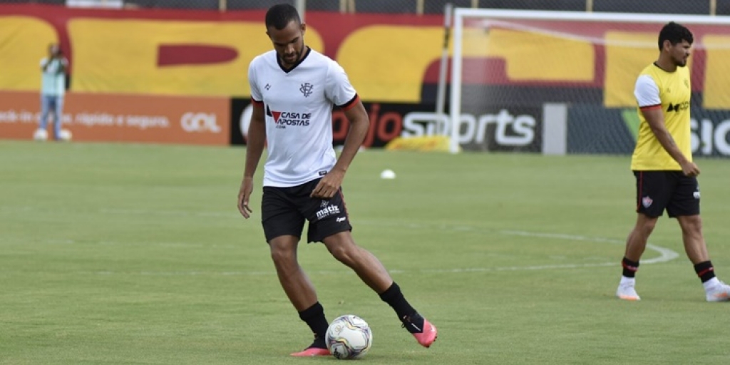 Vitória se reapresenta para duelo contra Guarani