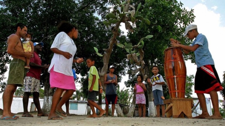 Governo de SP tira quilombolas de grupo prioritário da vacinação contra Covid-19