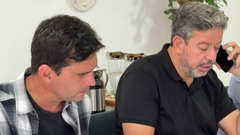 Lira apresenta apoio de mais dissidentes, e PSL pode abandonar Baleia Rossi