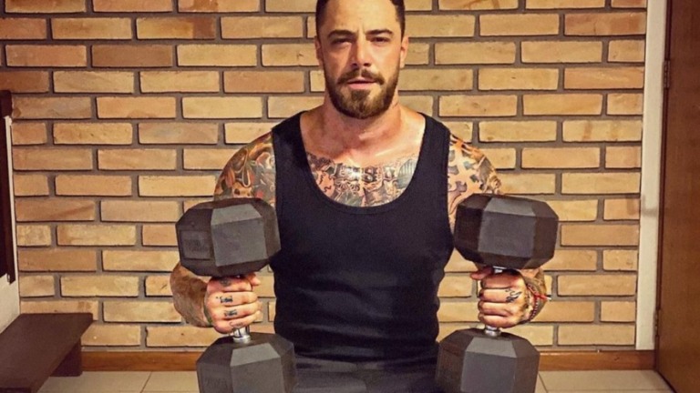 Felipe Titto diz 'não' duas vezes para o 'BBB'