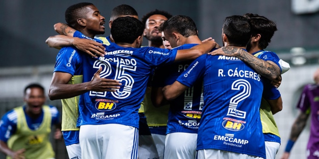 Em partida movimentada, Cruzeiro leva a melhor e vence do Operário