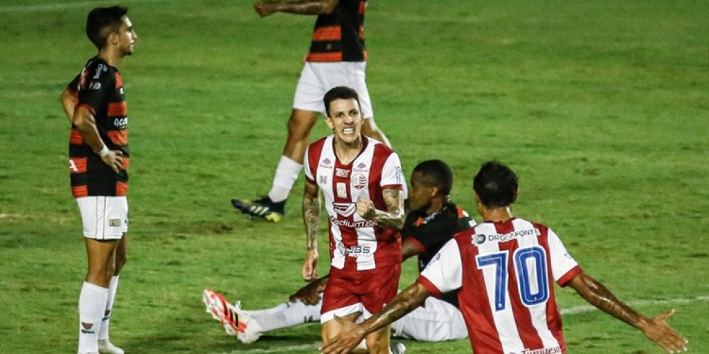 Náutico goleia Oeste de 4 a 1 pela 36ª rodada do campeonato