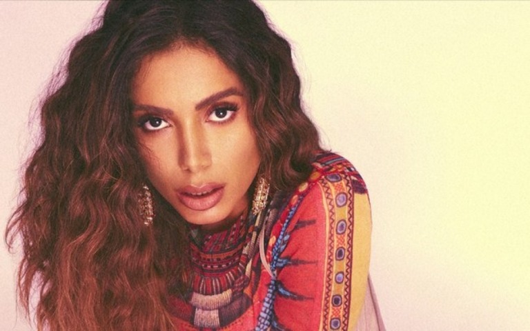 Grammy nomeia Anitta como "Rainha do Pop Brasileiro"