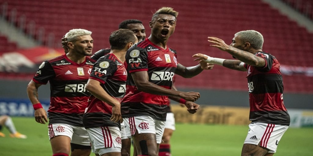 Palmeiras não reage diante do Flamengo que brilha e conquista o 3º lugar na tabela