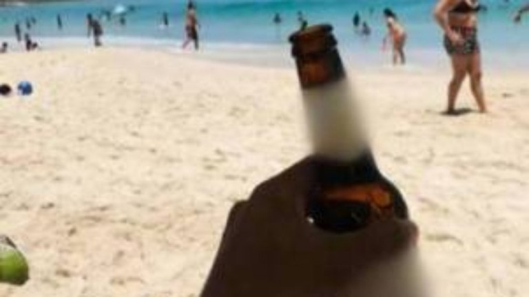 RJ: homem foragido há seis anos é preso durante churrasco com amigos na praia