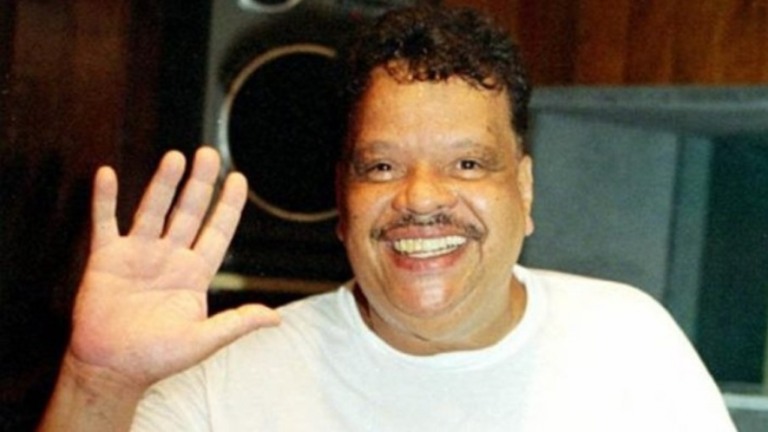 Latino elogia Babu e confunde telespectadores: "É nosso Tim Maia brasileiro"