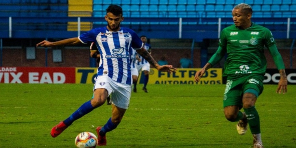 Guarani luta, mas perde com gol no fim para o Avaí fora de casa