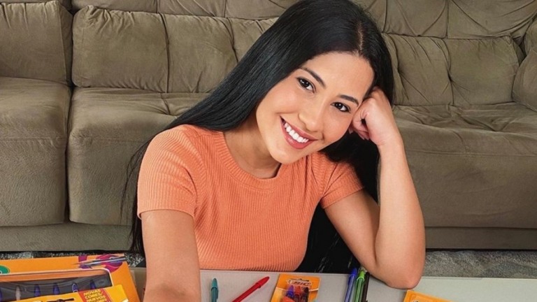 Após morte de blogueira, Thaynara OG revela que parou na UTI por causa de lipo
