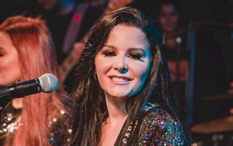 Maraisa confirma que já teve um affair com fã