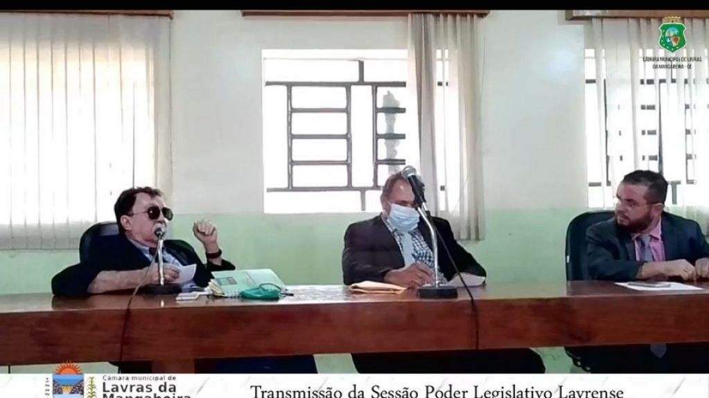 "Se o álcool mata o vírus, então vamos beber", diz vereador; veja vídeo
