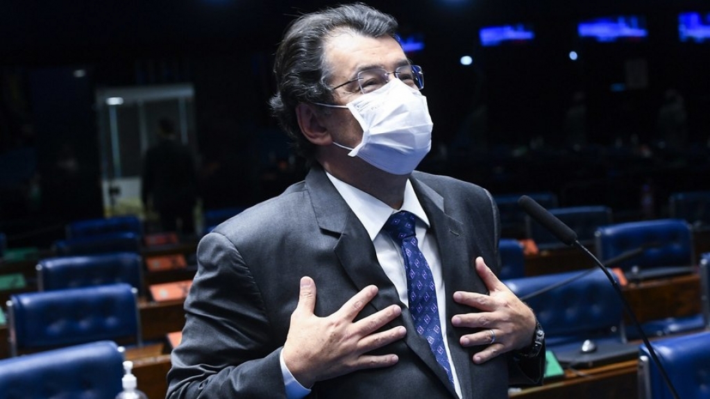 MDB diz que avalia "cenário" e sugere desistência da candidatura de Simone Tebet