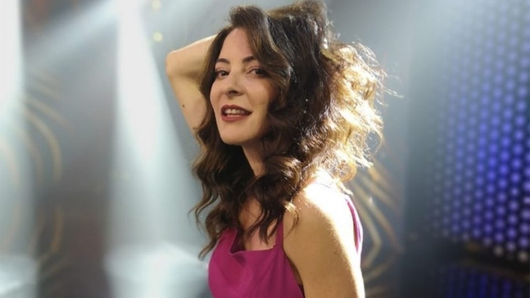 Band prepara novo programa para Ana Paula Padrão parecido com o "Globo Repórter"