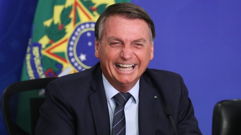 Bolsonaro destaca uso da cédula de papel em eleição para presidente do Senado