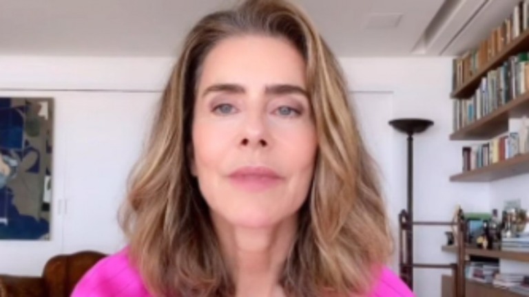 Solteira, Maitê Proença fala sobre ensaios para Playboy: "Foram revolucionários"