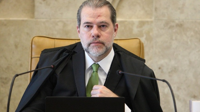 STF dá 10 dias para Arthur Lira explicar anulação do bloco de Baleia Rossi