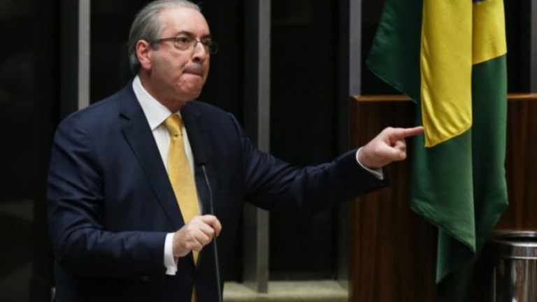 Eduardo Cunha é alvo de buscas em investigação sobre propina no DF