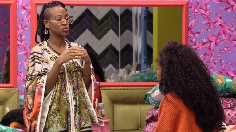 'BBB 21': Após trégua, Karol Conká volta a falar mal de Lucas: "Contraditório"