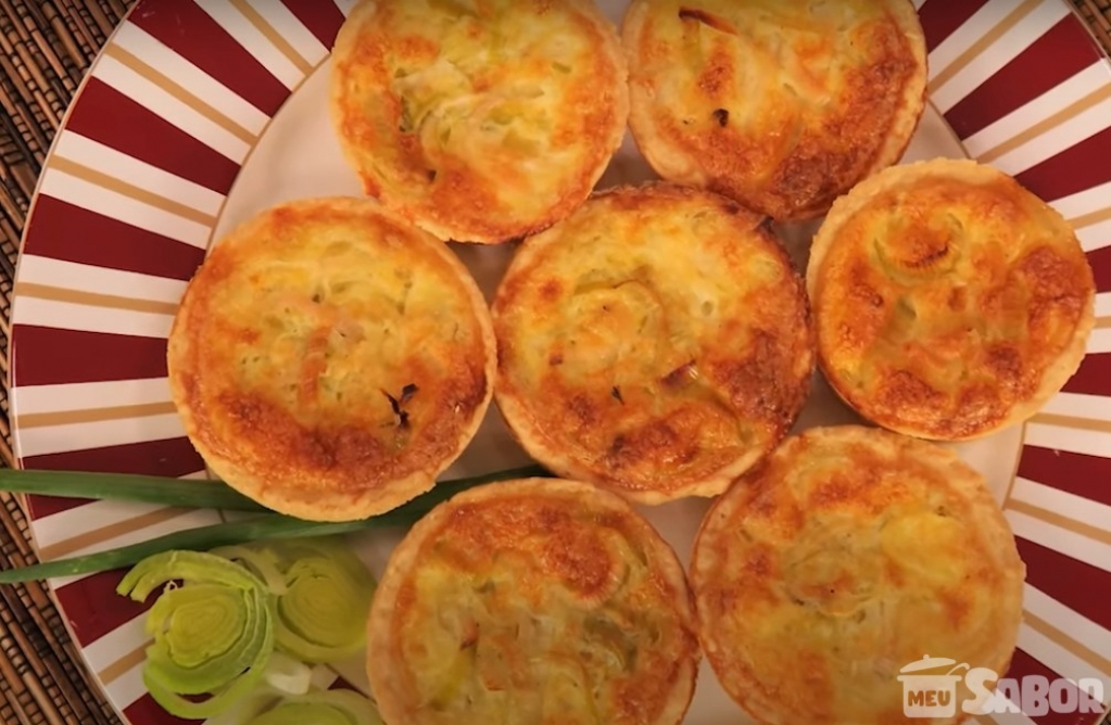 Aprenda a fazer um delicioso Mini quiche de abobrinha com bacon e diversifique na cozinha