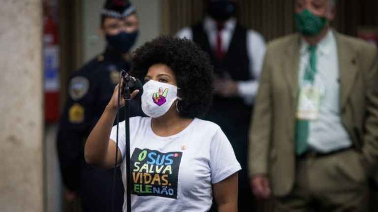 Vereadora negra diz ter sido revistada pela PM de SP em protesto pacífico