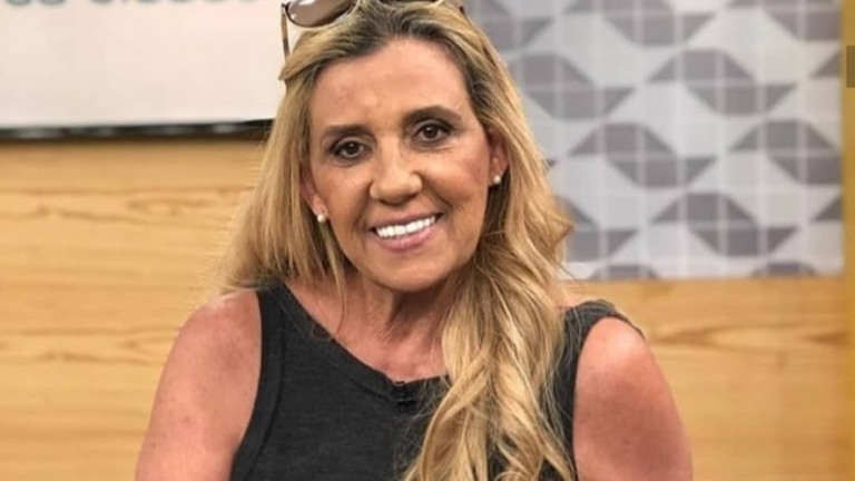 "Era tudo coberto com um véu", diz Rita Cadillac sobre primeiro ensaio nu