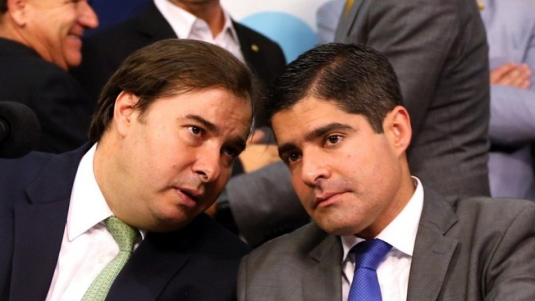 Rodrigo Maia critica ACM Neto após nomeação de ministro: "mostrou seu caráter"