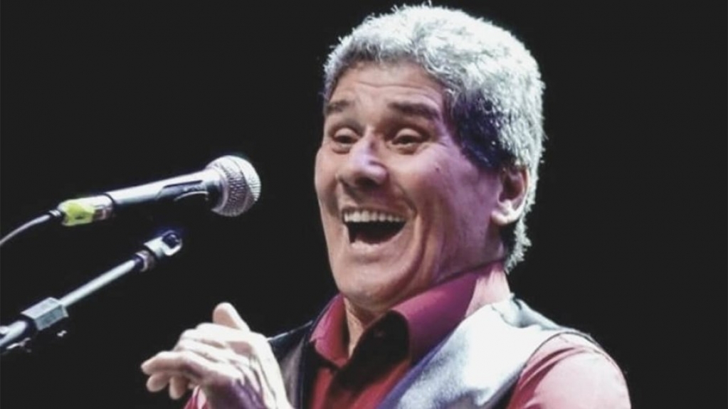 Morre Izael Caldeira, músico do Demônios da Garoa, vítima de Covid-19 Morre Izael Caldeira, músico do Demônios da Garoa, vítima de Covid-19