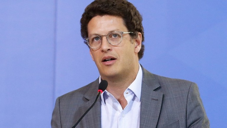 Ricardo Salles, ministro do Meio Ambiente, é diagnosticado com Covid-19