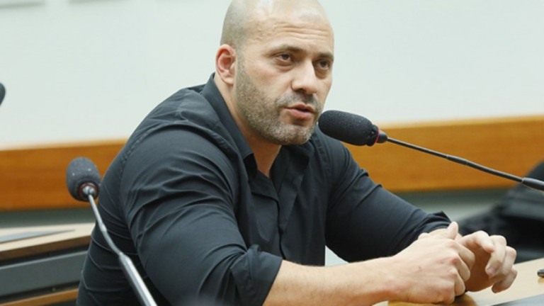 Câmara deve analisar prisão de Daniel Silveira após decisão do STF