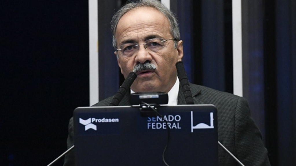 Senador pego com dinheiro na cueca deve retomar mandato nesta quinta Senador pego com dinheiro na cueca deve retomar mandato nesta quinta