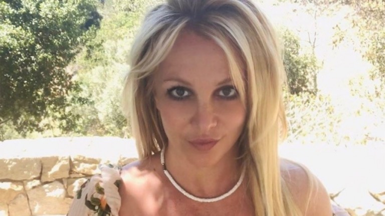 Novo documentário mostra Britney Spears controlada pelo pai até para engravidar