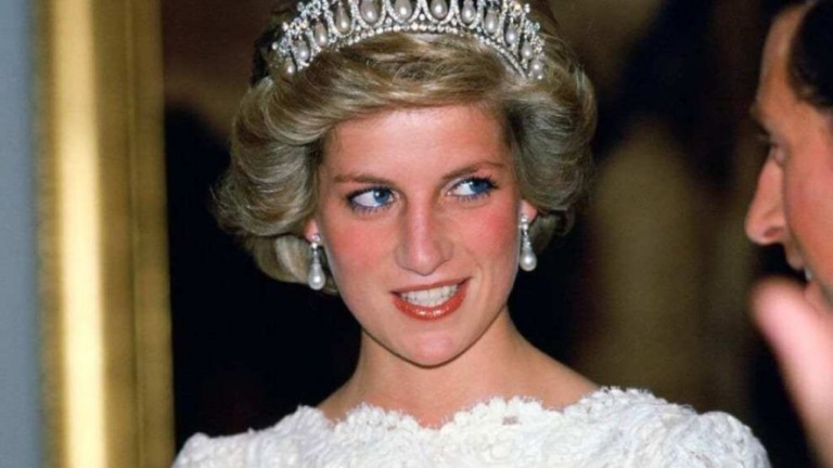 Harry e William vão inaugurar estátua em homenagem aos 60 anos de Lady Di