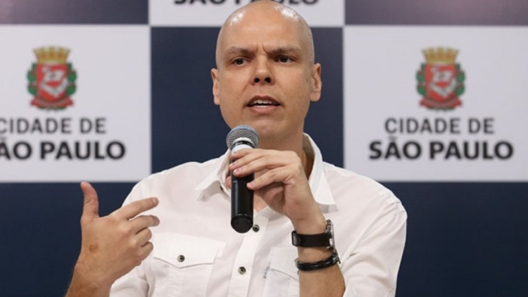 Covas não se licenciará da prefeitura durante tratamento contra câncer