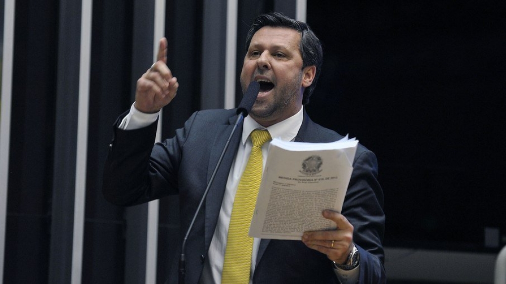 Lira escolhe relator favorável à prisão de Daniel Silveira; centrão deve manter Lira escolhe relator favorável à prisão de Daniel Silveira; centrão deve manter