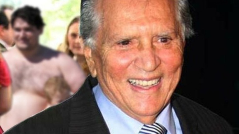Carlos Alberto de Nóbrega é internado  em São Paulo